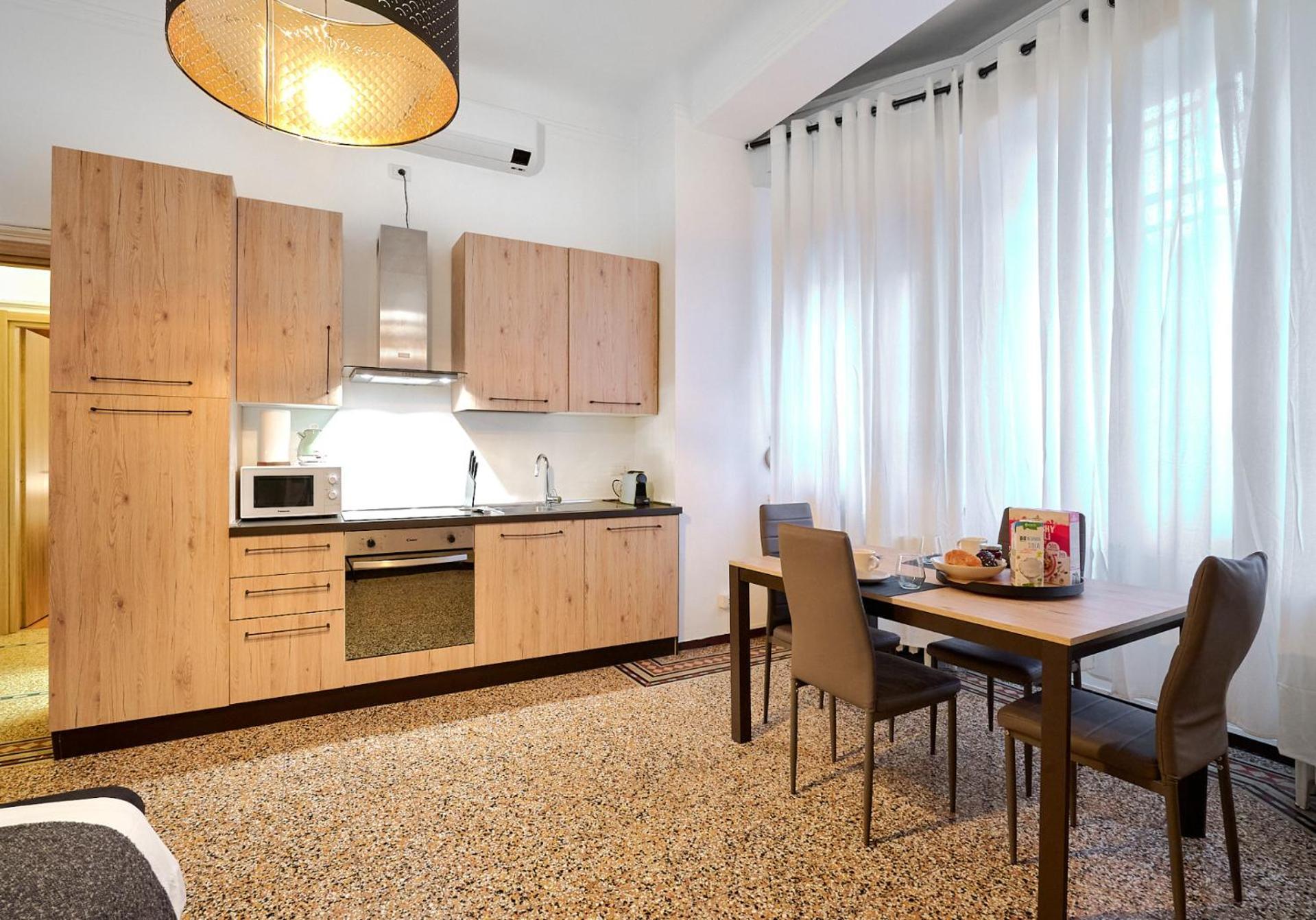 Isola Suite, Urban Retreat In *